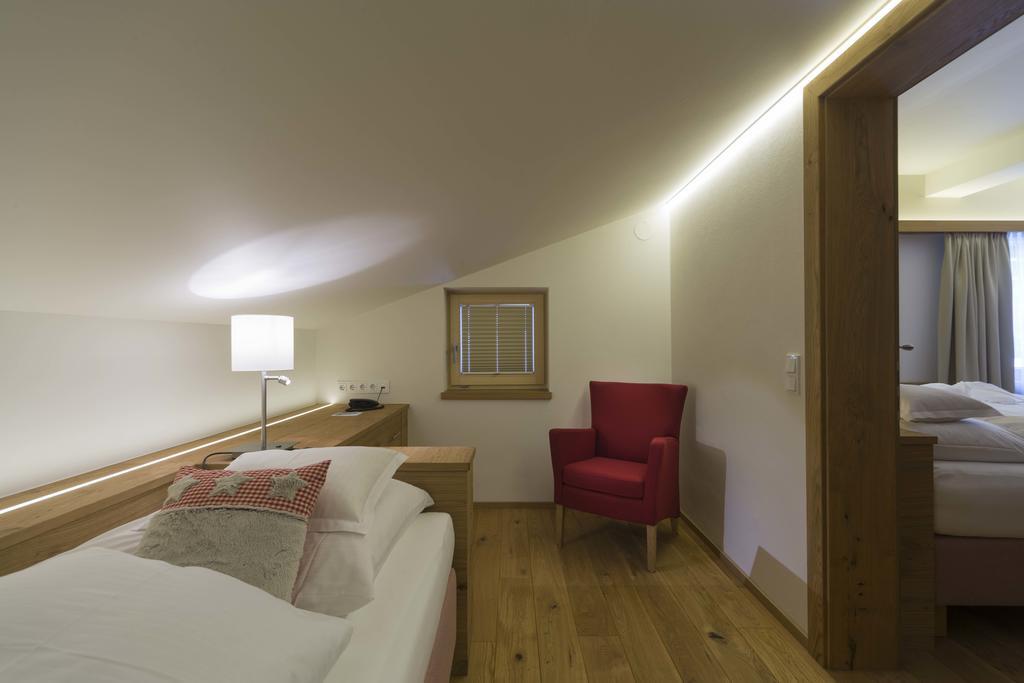 Hotel Garni Panorama Lech am Arlberg Szoba fotó